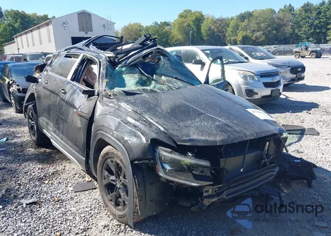 2024 Volkswagen Atlas 2.0T Peak Edition Se W/Technology from USA, damaged, VIN 1V2CR2CA6RC540188